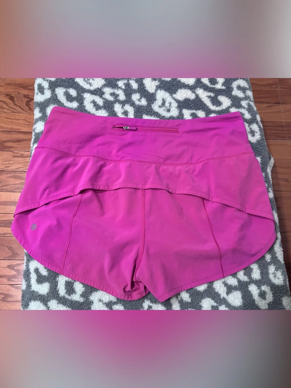 Lululemon Speed-up Short 10 - Picture 2 of 4